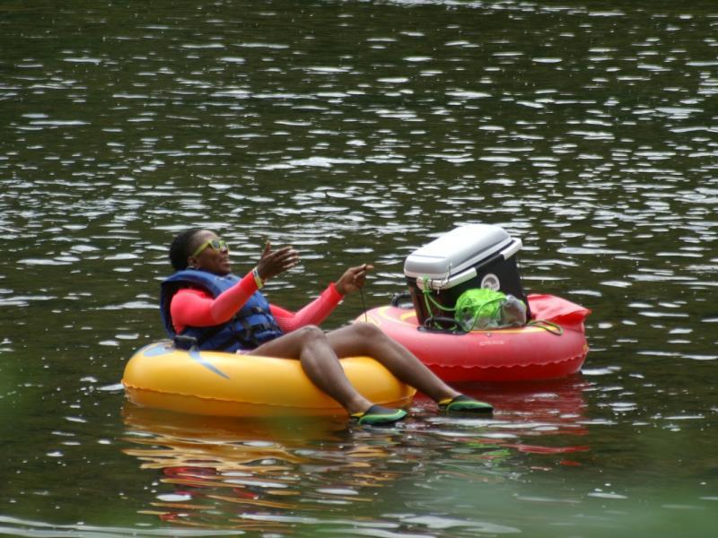 Shenandoah River Outfitters Luray - Tubbing