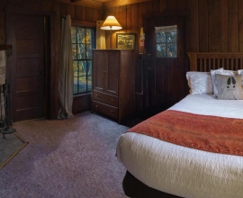 Big Meadows Lodge room