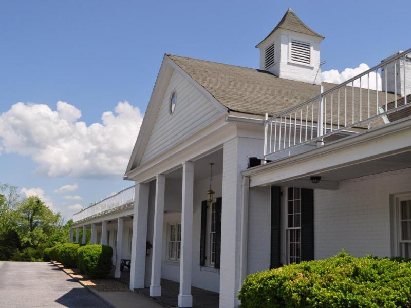 Luray Caverns Motel Front