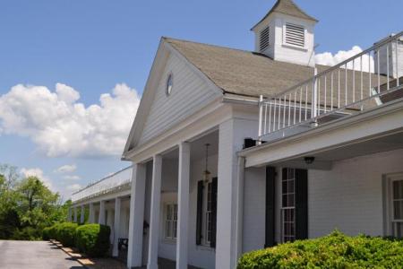 Luray Caverns Motel Front