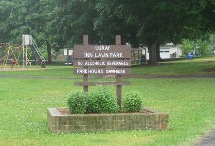 Inn Lawn Park located in Luray Va