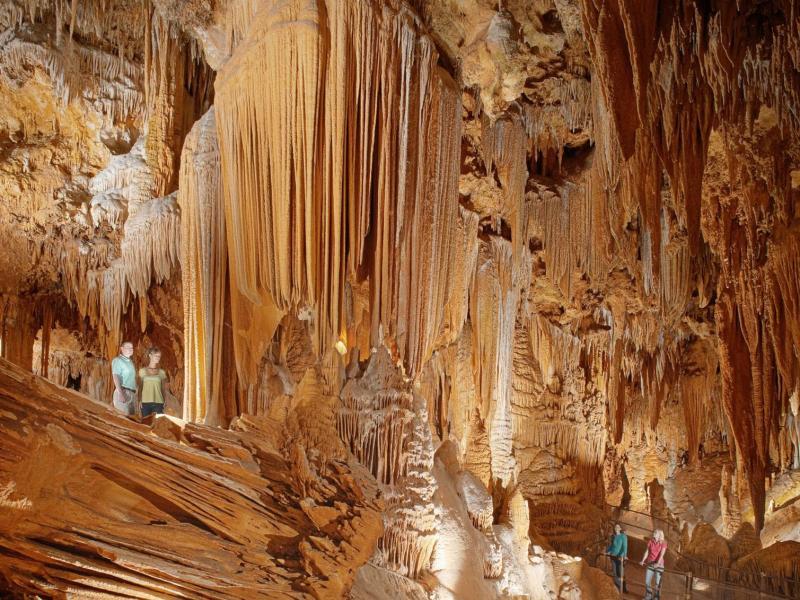 Luray Caverns Discover The Wonder Luray Page Weddings